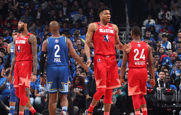 国王完胜新疆队,字母哥刷新纪录 国王完胜新疆队,字母哥刷新纪录