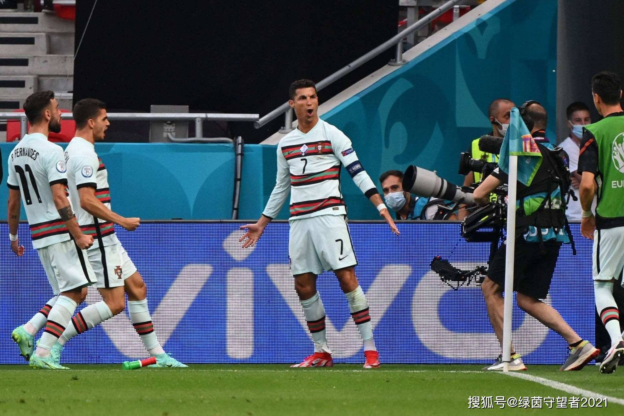 尤文碾压曼联，厄德高爆发神勇