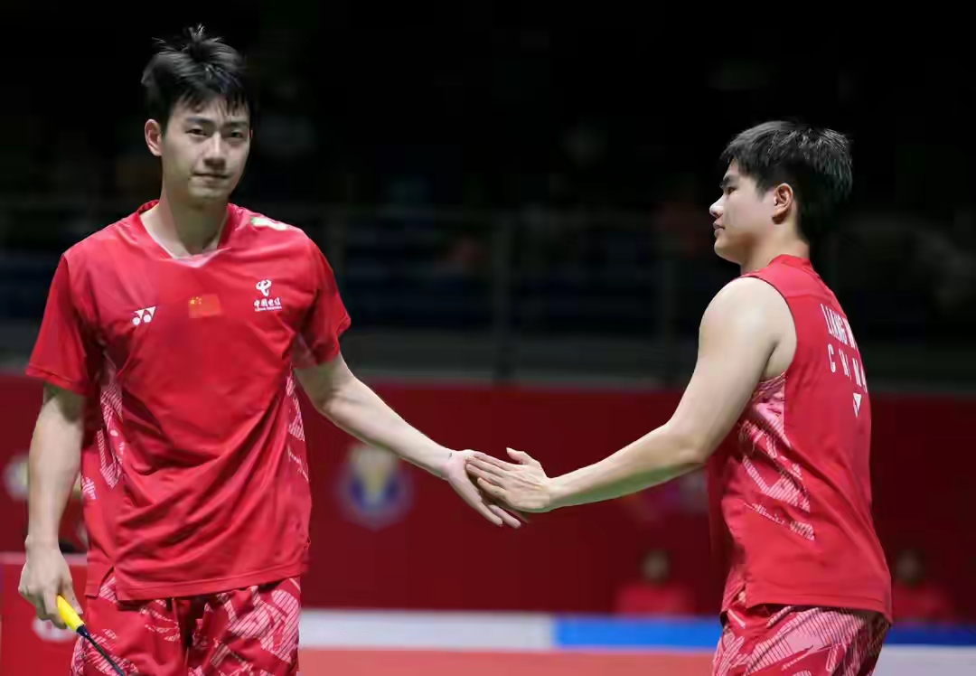 雷速体育入口-印尼队逆转中国队，安赛龙点燃赛场