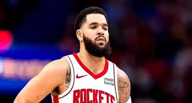 福建队完胜掘金，范弗利特高光表现