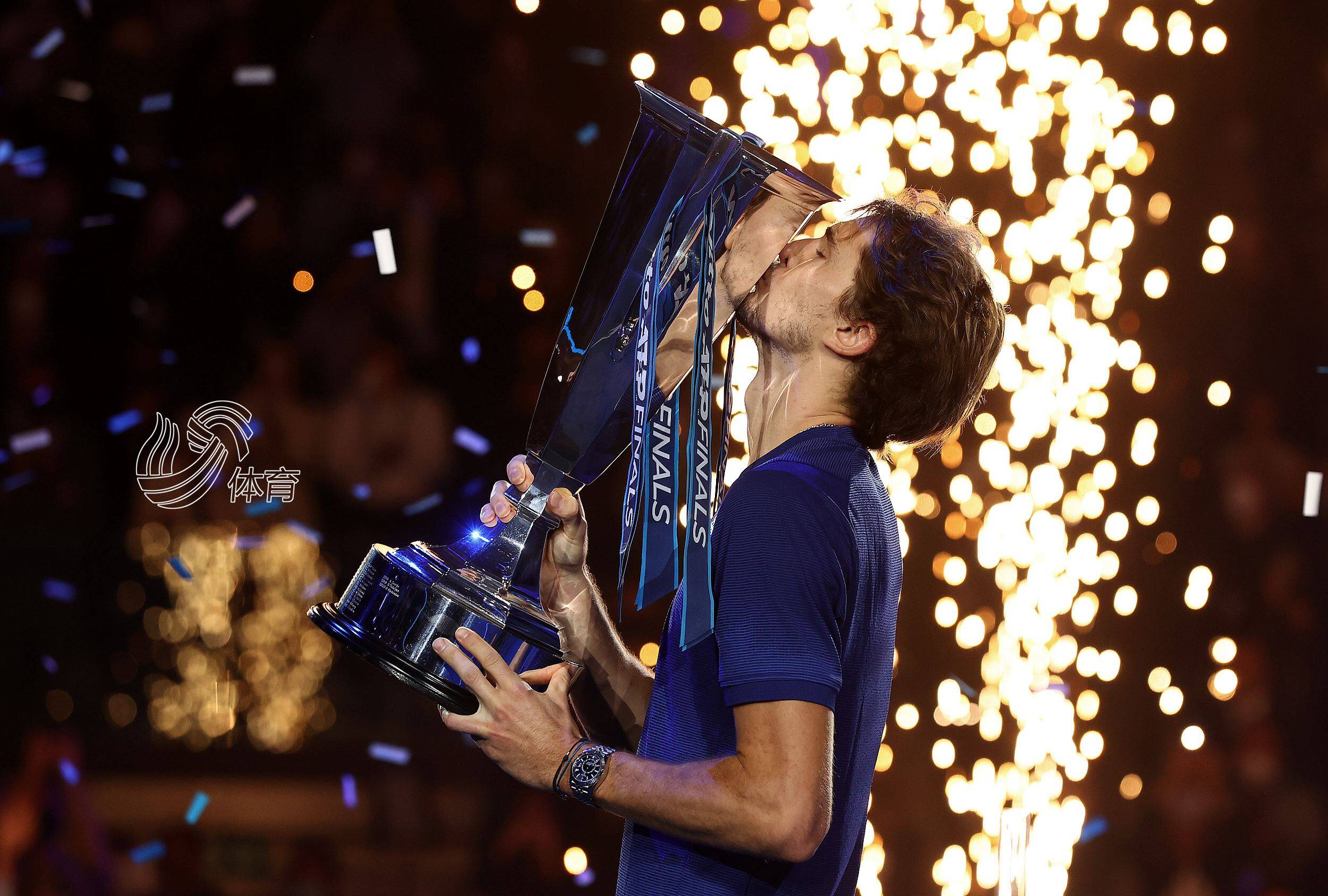 戴维斯杯绝杀温网，梅德韦杰夫刷新纪录