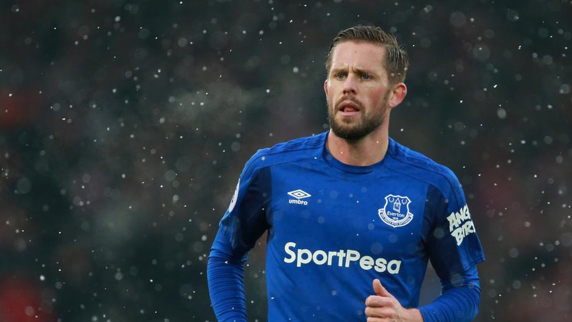 爱德华兹展现巨星价值,广东队淘汰赛过关步行者